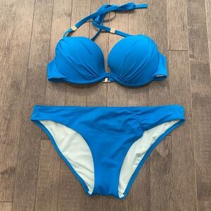 EUC Victoria's Secret Tease Top & Unforgettable Bottoms 34D/L